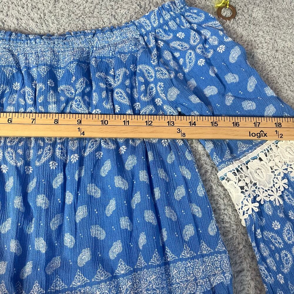 Panhandle blue and white ruched top with lace sleeve inlay size small - Picture 5 of 6